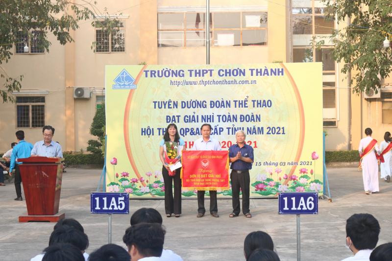 Trường THPT Chơn Thành