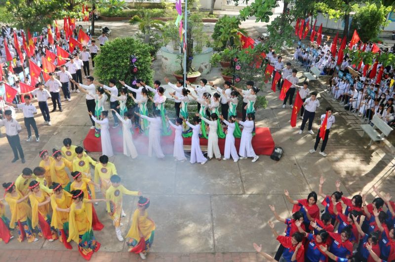 Trường THPT Chu Văn An