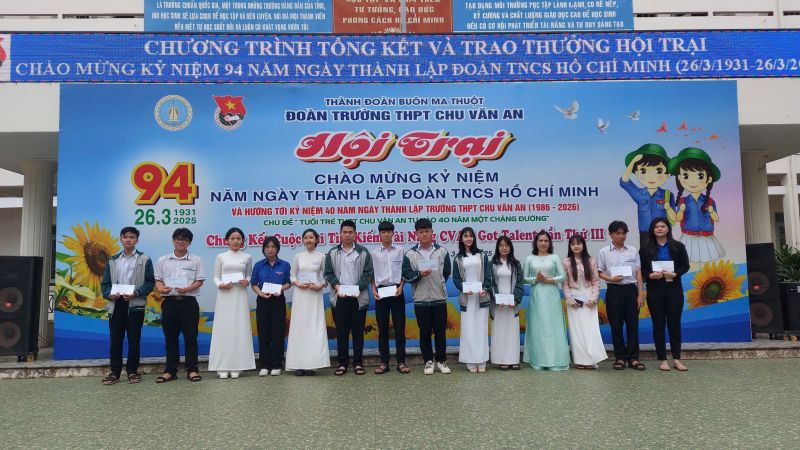 Trường THPT Chu Văn An