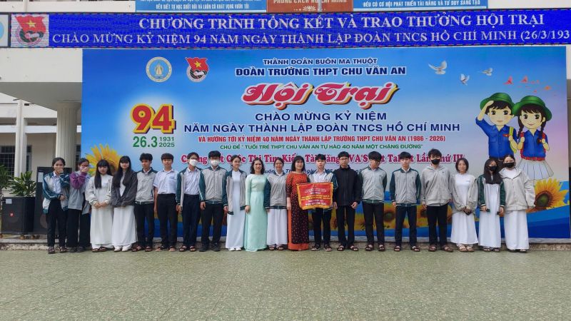 Trường THPT Chu Văn An