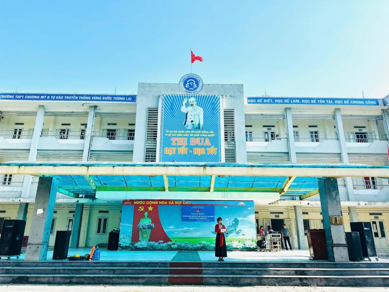 Trường THPT Chương Mỹ B
