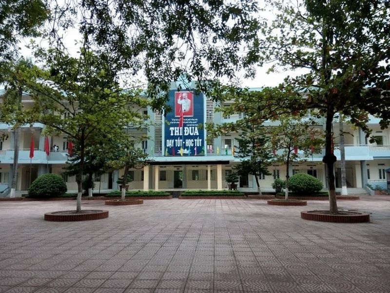 Trường THPT Chương Mỹ B