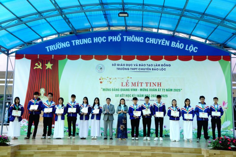 Trường THPT Chuyên Bảo Lộc