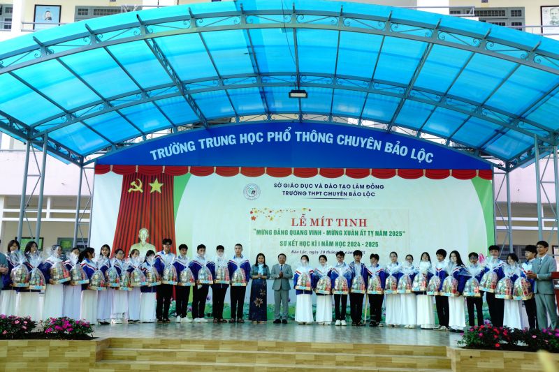 Trường THPT Chuyên Bảo Lộc