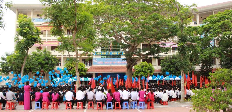 Trường THPT Chuyên Đại Học Vinh