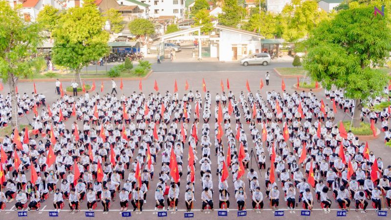 Trường THPT chuyên Hà Tĩnh