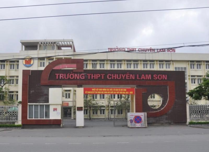 Trường THPT Chuyên Lam Sơn - Thanh Hoá