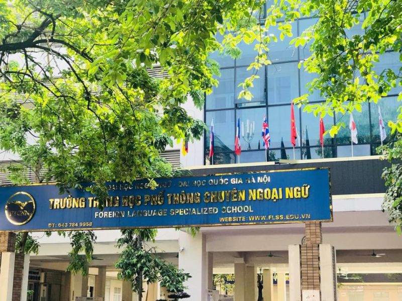 Trường THPT Chuyên Ngoại ngữ