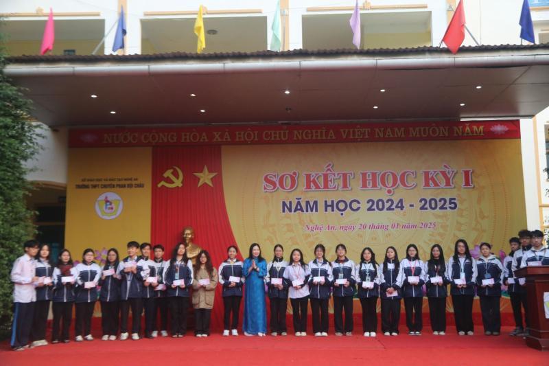 Trường THPT Chuyên Phan Bội Châu