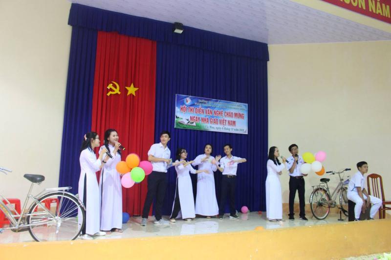 Trường THPT chuyên Phan Ngọc Hiển