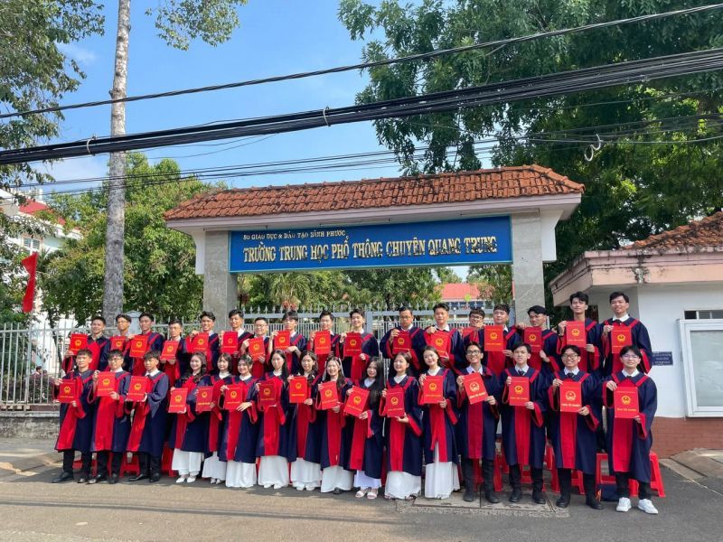 Trường THPT Chuyên Quang Trung