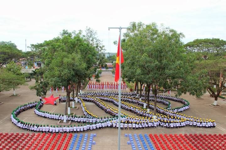 Trường THPT Chuyên Quang Trung