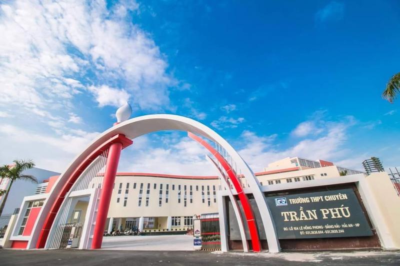 Trường THPT Chuyên Trần Phú (Hải Phòng)