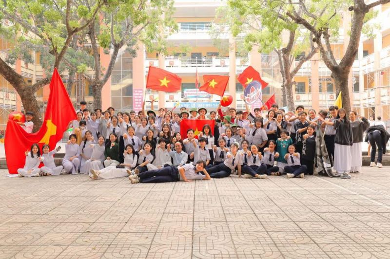 Trường THPT Củ Chi