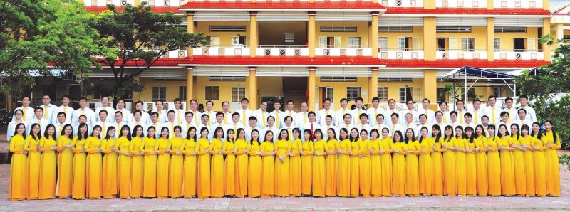 Trường THPT Đầm Dơi