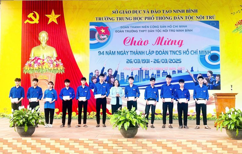 Trường THPT Dân Tộc Nội Trú Ninh Bình