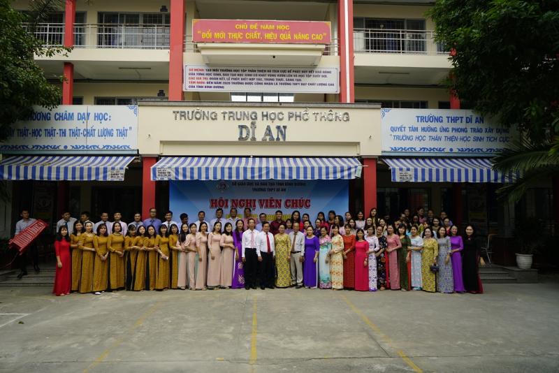 Trường THPT Dĩ An