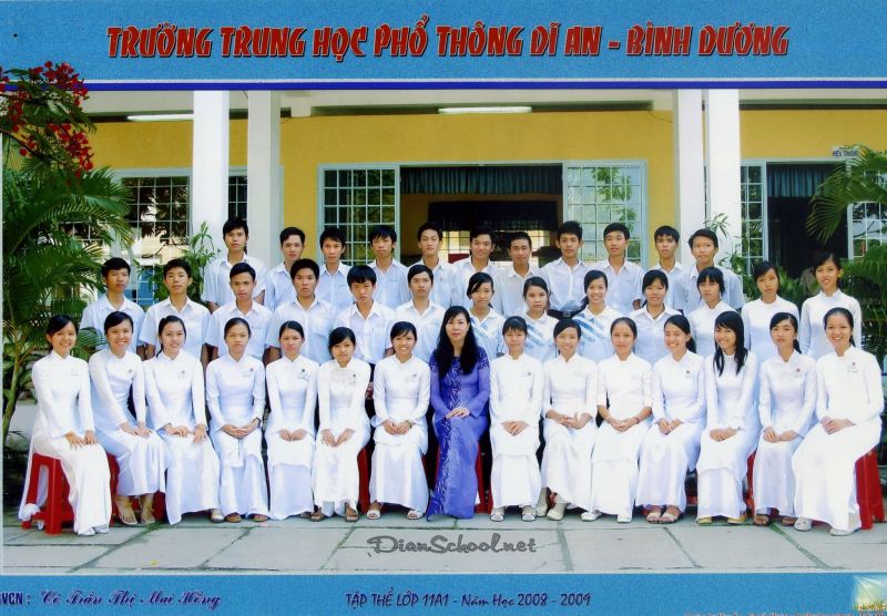 Trường THPT Dĩ An