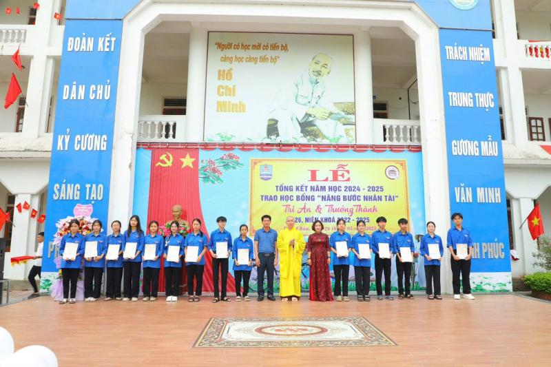 Trường THPT Diễn Châu 4