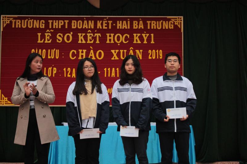 Học sinh được khen thưởng