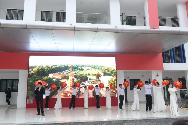 Trường THPT Dương Xá
