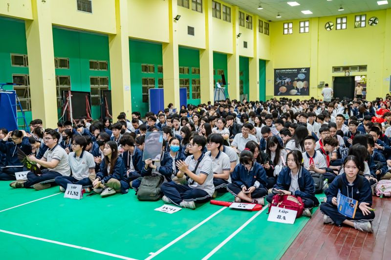 Trường THPT Hồng Hà