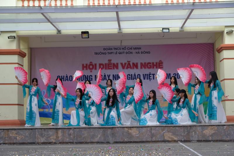 Trường THPT Lê Quý Đôn