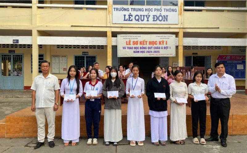 Trường THPT Lê Quý Đôn