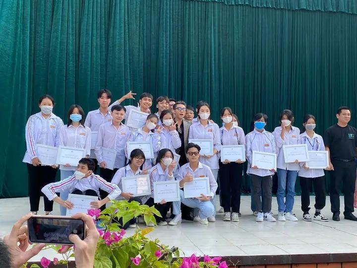Trường Trung học phổ thông Lê Quý Đôn