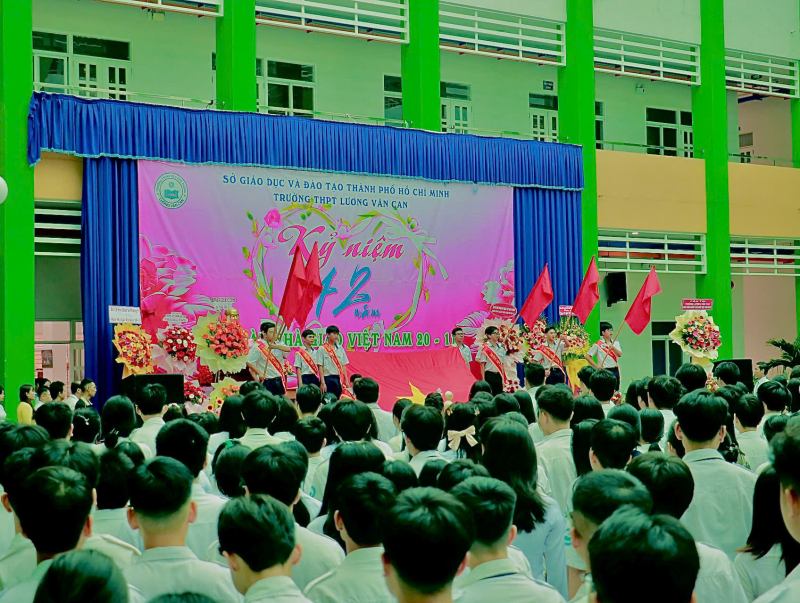 Trường THPT Lương Văn Can