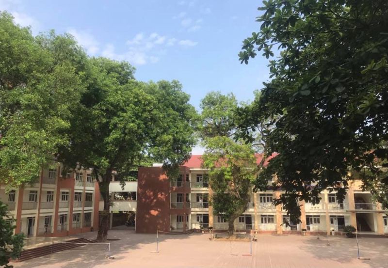 Trường THPT Lý Thường Kiệt