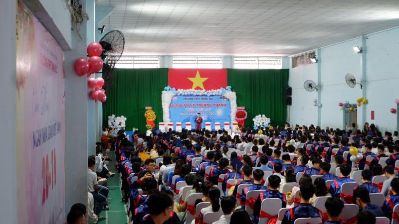 Trường THPT Minh Đức