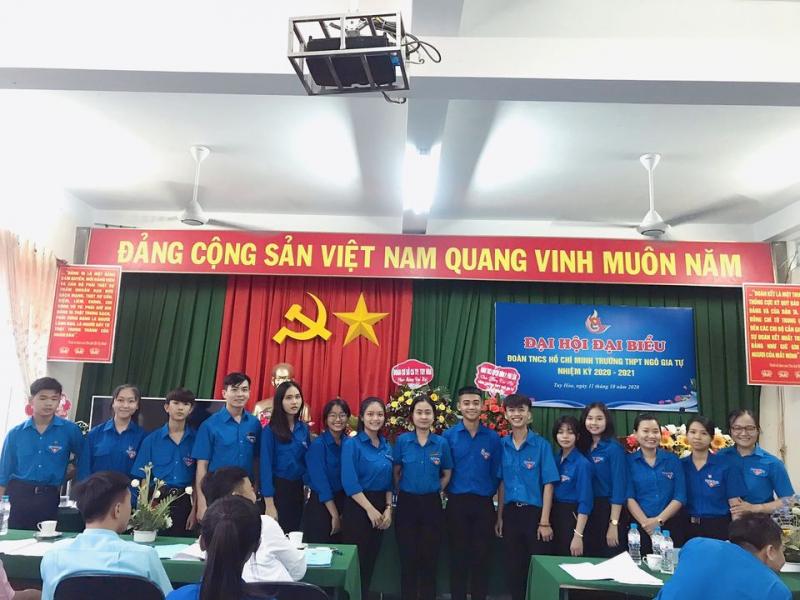 Trường THPT Ngô Gia Tự