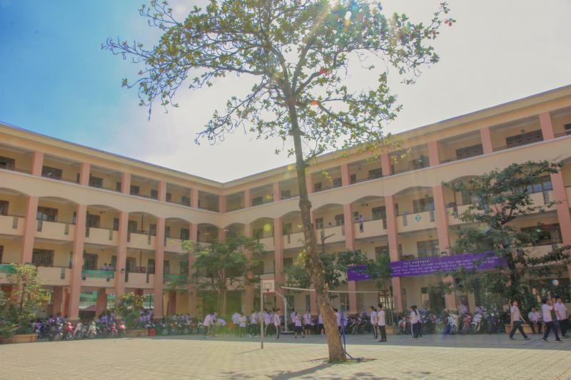 Trường THPT Nguyễn Chí Thanh