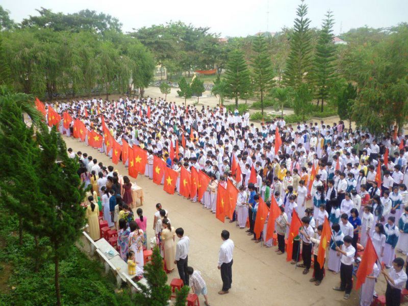 Trường THPT Nguyễn Du