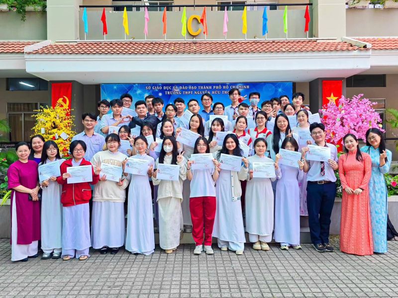 Trường THPT Nguyễn Hữu Thọ