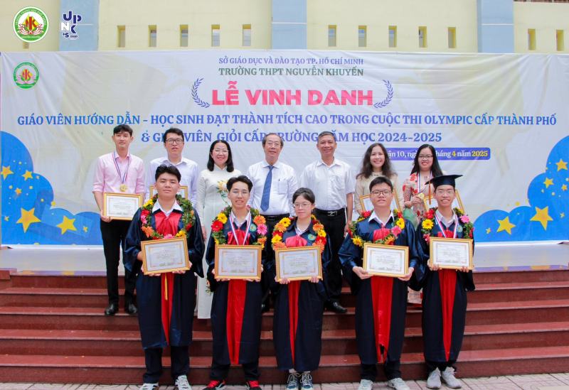 Trường THPT Nguyễn Khuyến