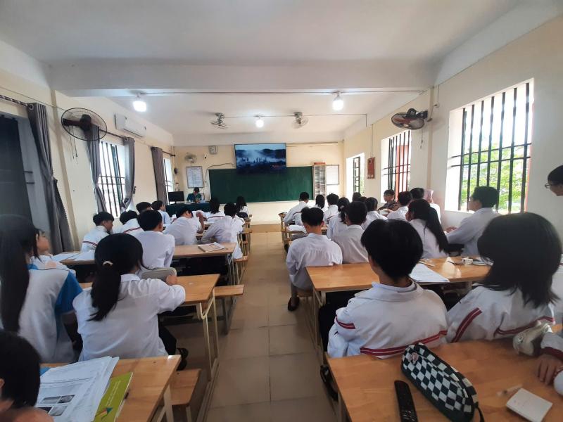 Trường THPT Nguyễn Trãi