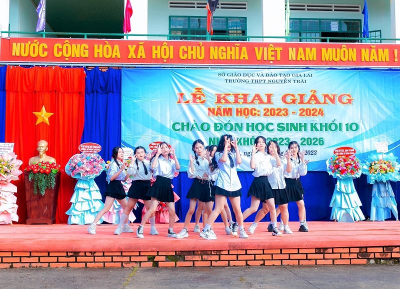 Trường THPT Nguyễn Trãi
