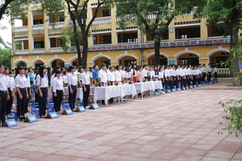 Trường THPT Nguyễn Văn Cừ