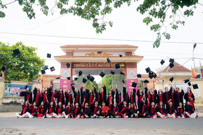 Trường THPT Nguyễn Văn Trỗi