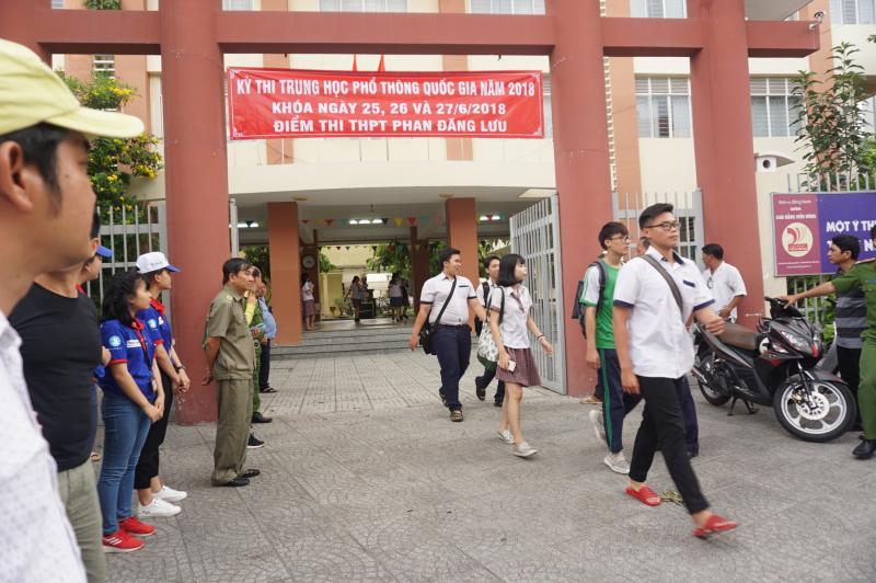 Trường THPT Phan Đăng Lưu