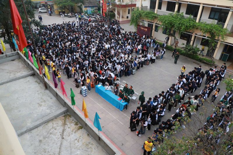 Trường THPT Quang Trung