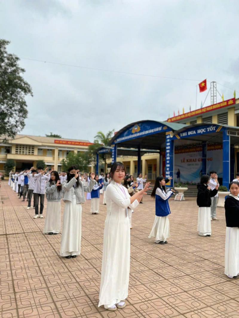 Trường THPT Quyết Thắng