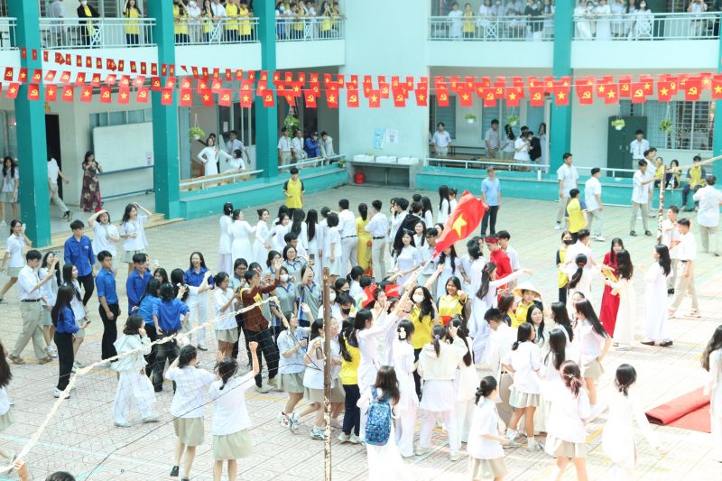 Trường THPT Tân Phong