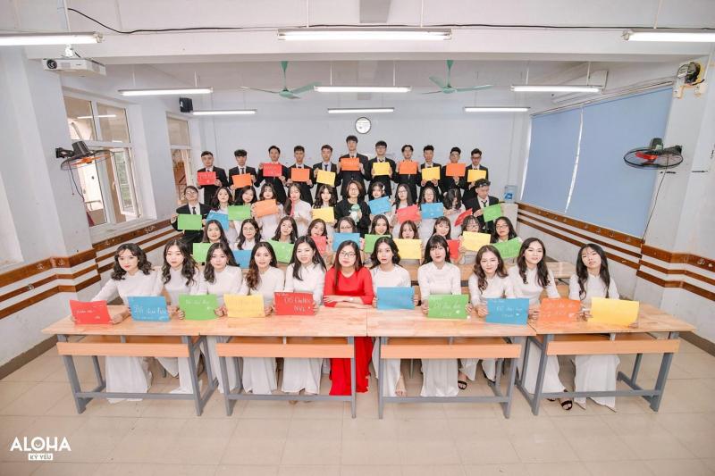 Trường THPT Thạch Bàn