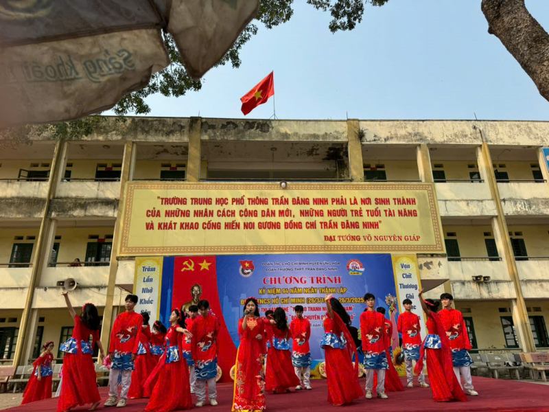 Trường THPT Trần Đăng Ninh