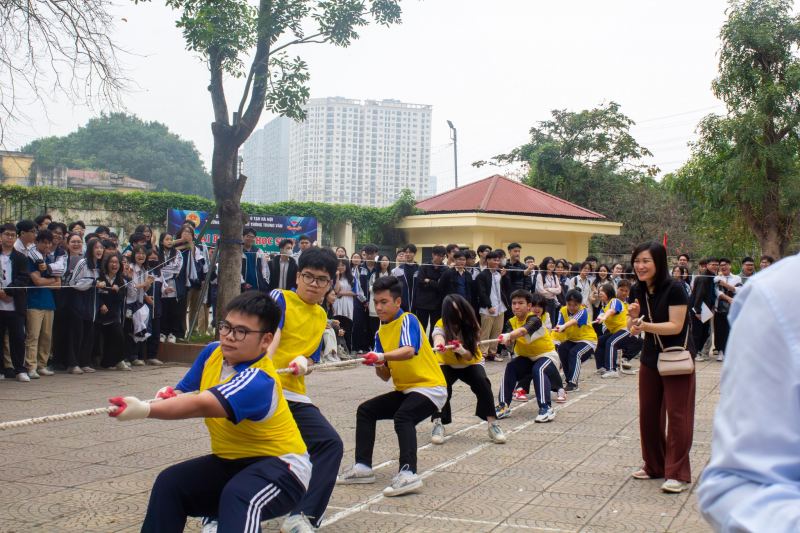 Trường THPT Trung Văn