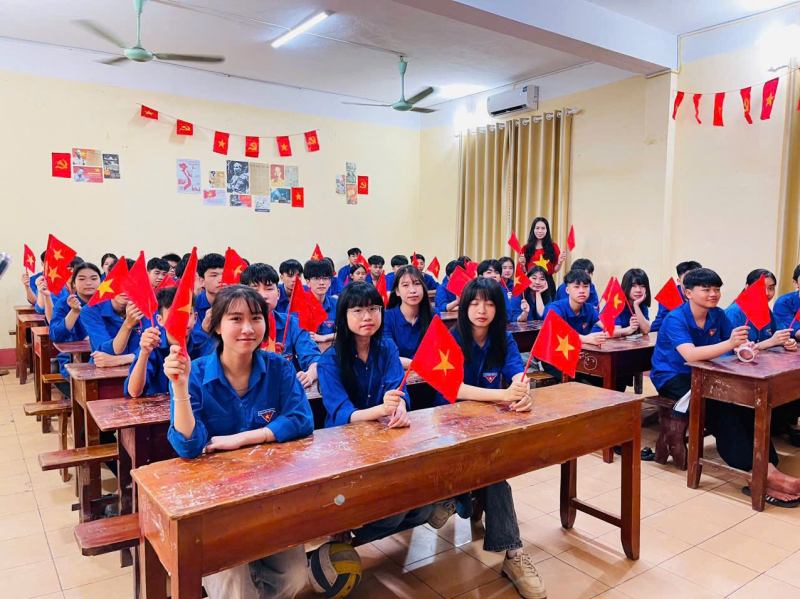 Trường THPT Trương Hán Siêu