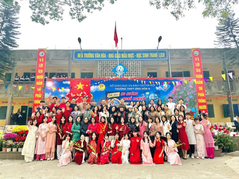 Trường THPT Ứng Hòa A